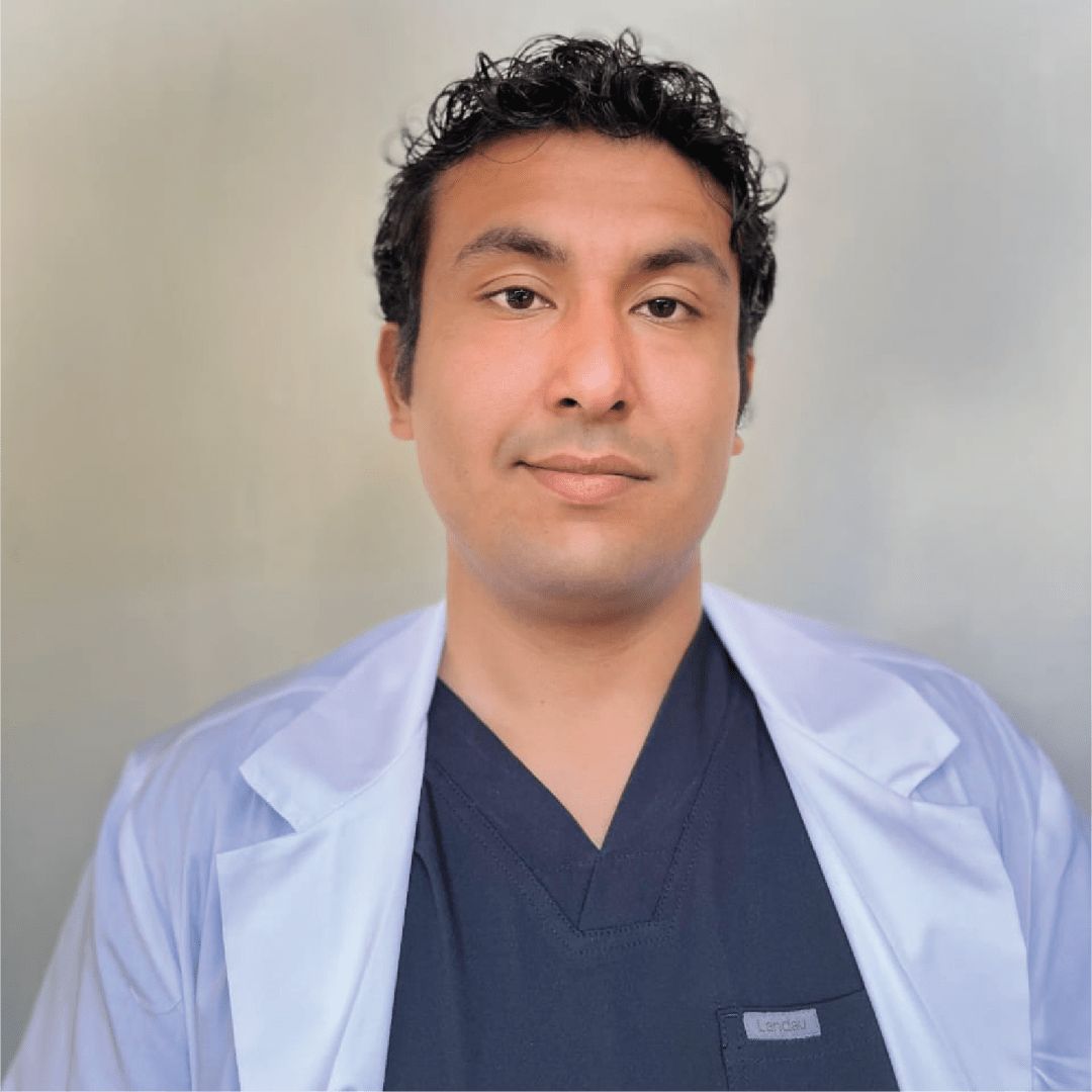 Dr. Absalón Cortés Gangas